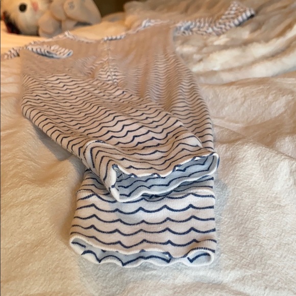 Baby Gap PJ’s 18-24 M Blue & White Waves & Stripes - Picture 8 of 8
